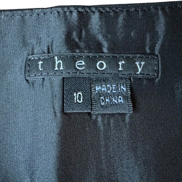 Theory Black Maryelia Tailor Pleated Mini Skirt Size 10 Pockets Classy w Buttons - Picture 4 of 10
